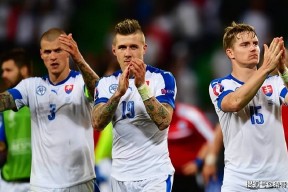 华体会-欧国联赛：塞尔维亚击败波黑取得八强席位