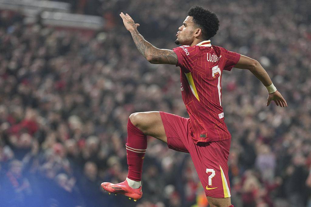 华体会官网-曼联绝杀皇马，萨拉赫梅开二度欧联杯  第2张