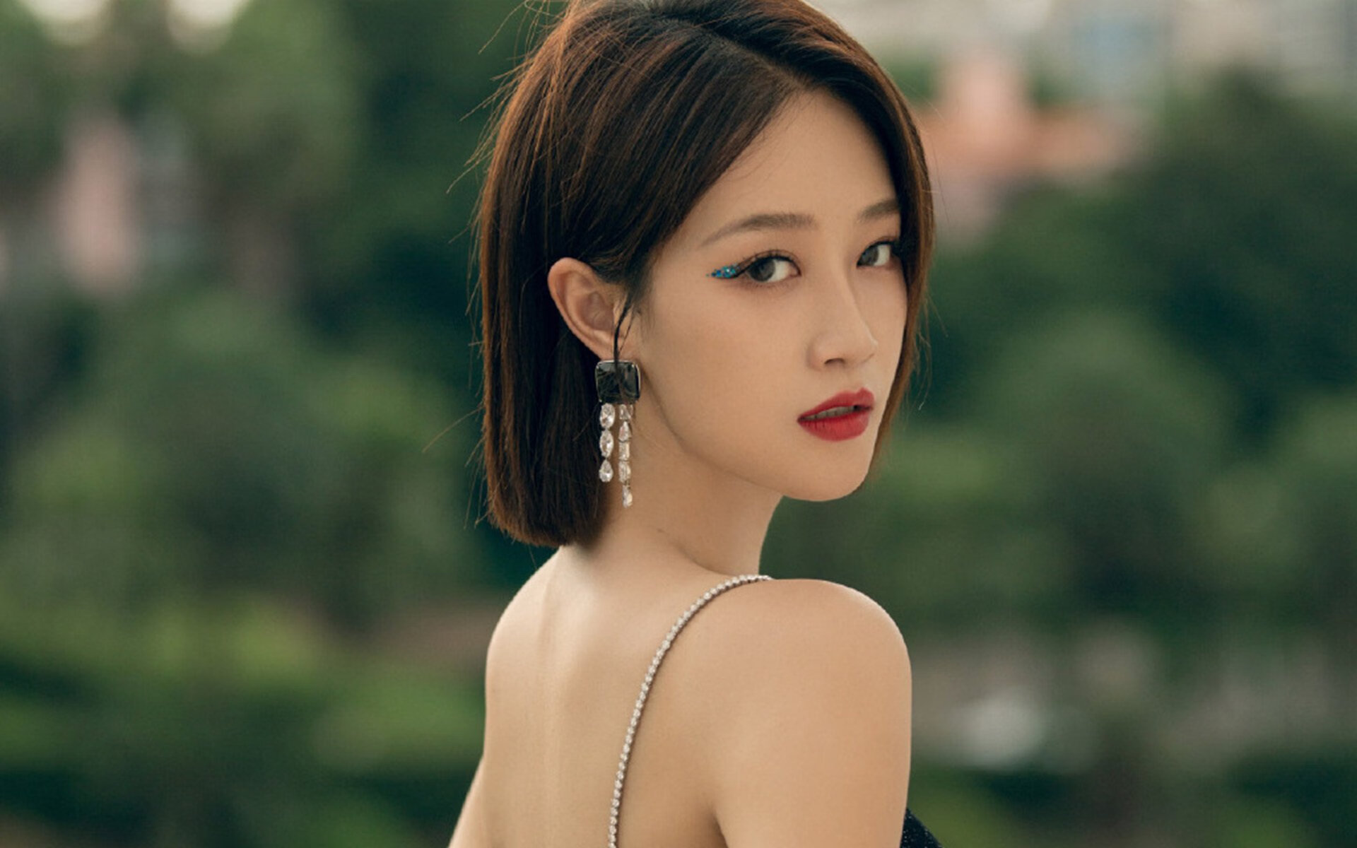 华体会网址-风城之刃刺破凤凰,德罗赞用古典中投击溃太阳的现代篮球神迹 第2张 华体会网址-风城之刃刺破凤凰,德罗赞用古典中投击溃太阳的现代篮球神迹 第2张